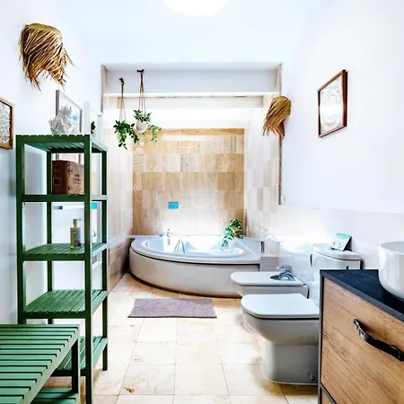 The House - Location - Private Plunge Pool - Roof Terrace - 100m To Holiday home