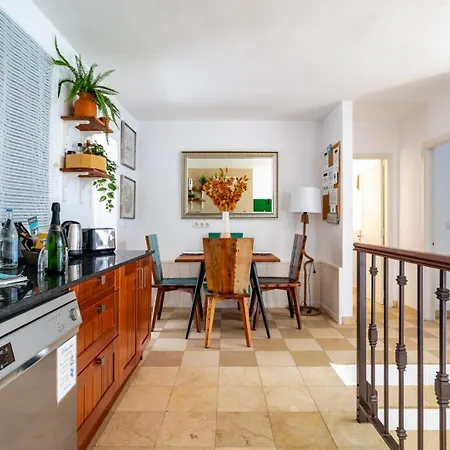 The House - Location - Private Plunge Pool - Roof Terrace - 100m To Holiday home